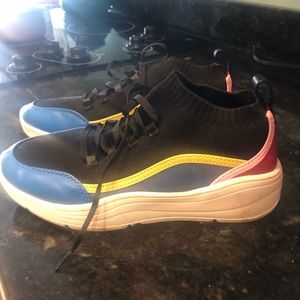 Cute lace up platform “dad” sneakers